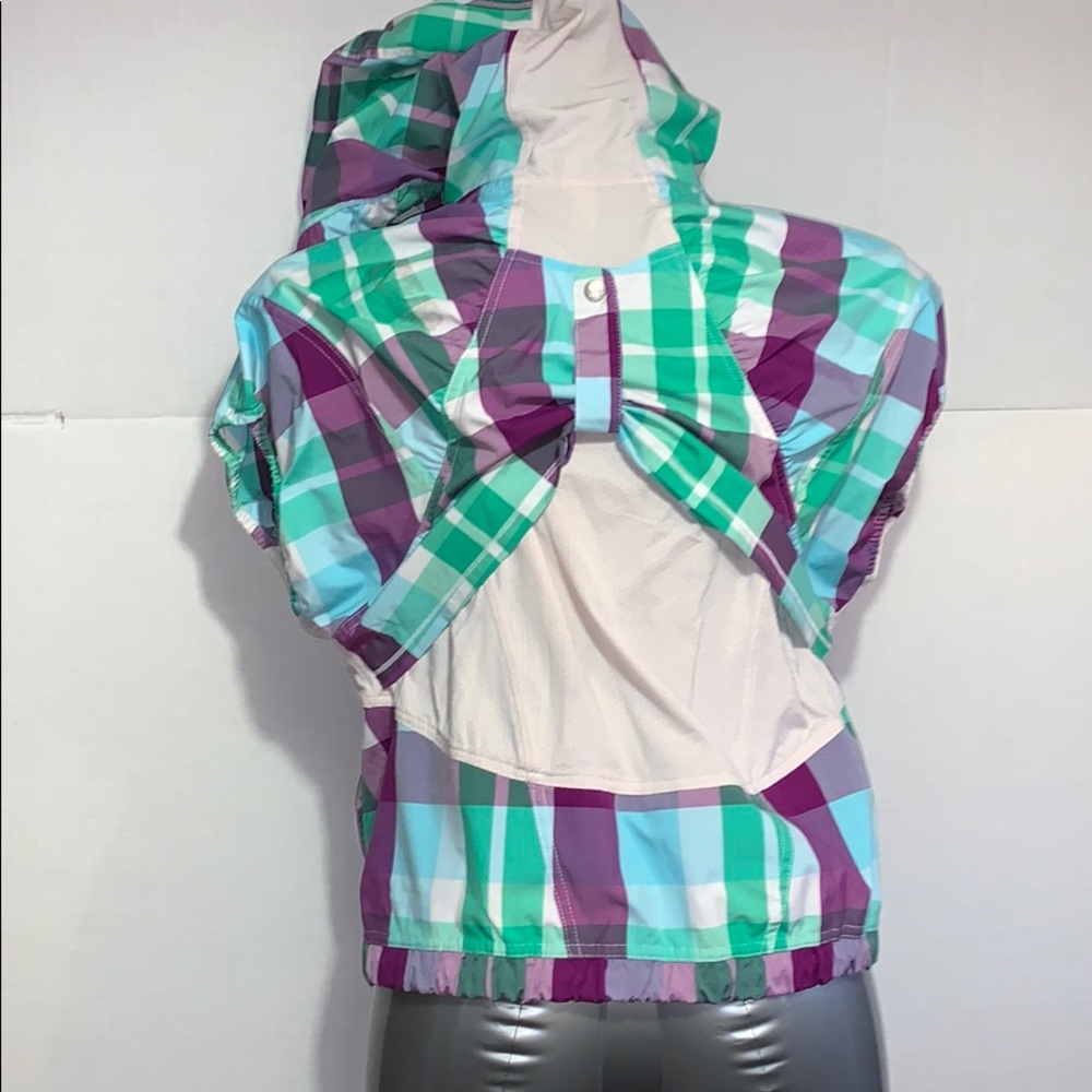 SALE!! Run with it plaid vest hoodie RARE.    2